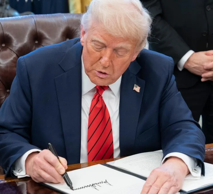 Trump permite pesca en áreas protegidas