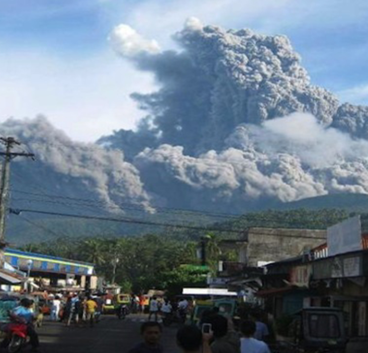 erupción del volcán Bulusan