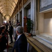 imágenes de la tumba del Papa Francisco