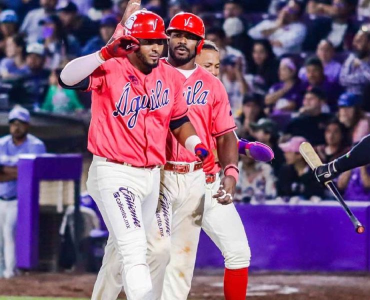 ¡Histórico! Beisbolista Americana jugará en equipo varonil y rompe barreras