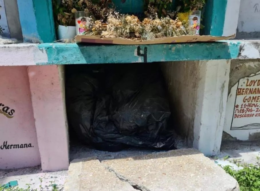 Comparecen exfuncionarios acusados de exhumación clandestina