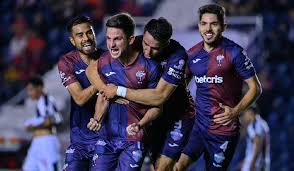 Directivos de clubes afectados discuten estrategias en reunión privada; el mensaje es claro: exigen regreso del ascenso y descenso.