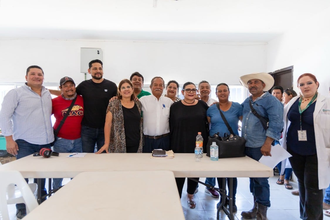 La CFE y autoridades estatales solo distraen a los atastecos con reuniones