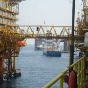 Atiende PEMEX dos fugas en ducto de la plataforma Akal-C