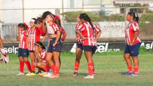 Su equipo disputaba la final, de un torneo local en la Unidad Deportiva, en Michoacán.