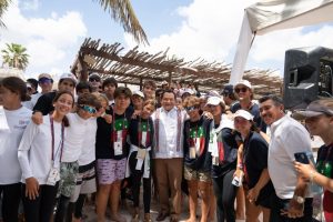 Más de 200 atletas compiten en la disciplina de vela, primera en activarse tras el anuncio de que arrancó la Olimpiada Nacional en Yucatán, en la Marina Silcer de Telchac.