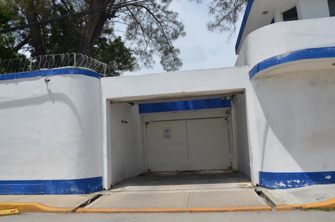 Empresas de Ciudad del Carmen cierran sus puertas