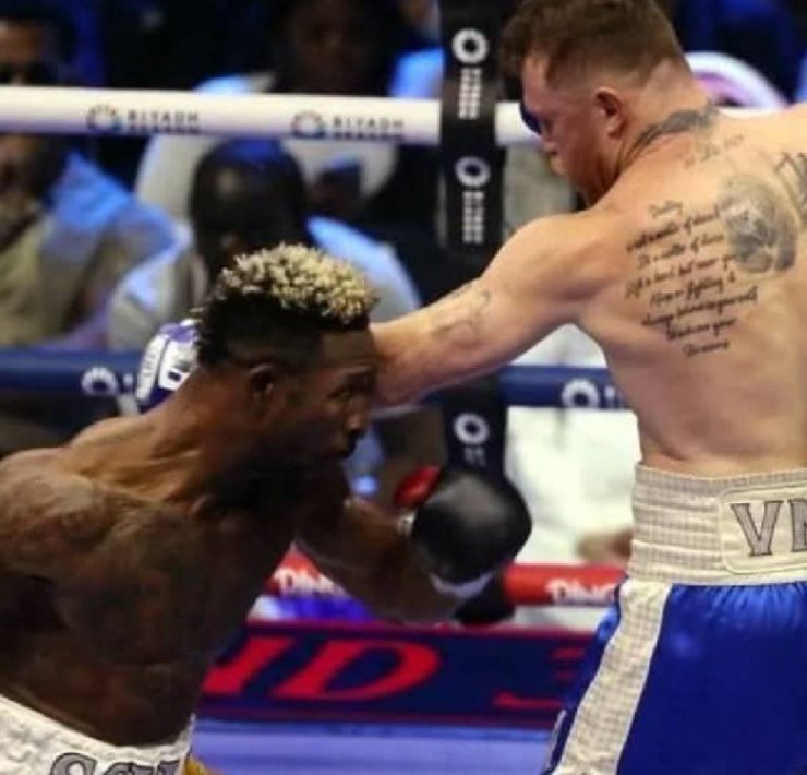 Canelo no quedó a gusto con su victoria ¿Qué ocurrió en Arabia Saudita