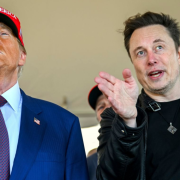 Musk se puede quedar el tiempo que quiera, según Trump