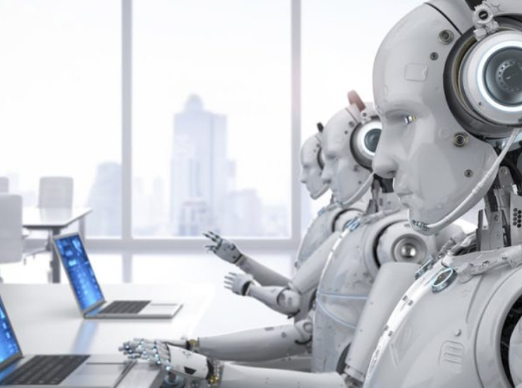 Duolingo cambia empleados por IA y causa polémica inesperada