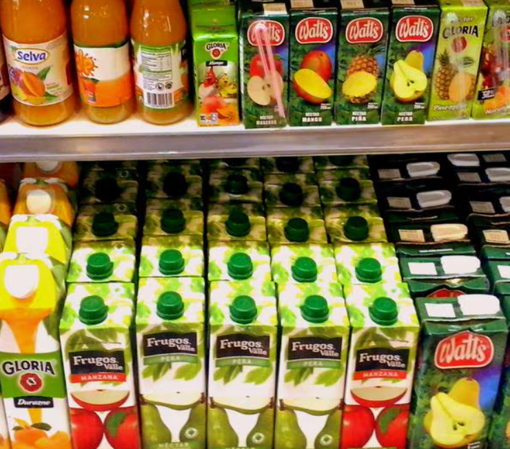 ¡Cuidado! Jugos no recomendados para niños que parecen saludables