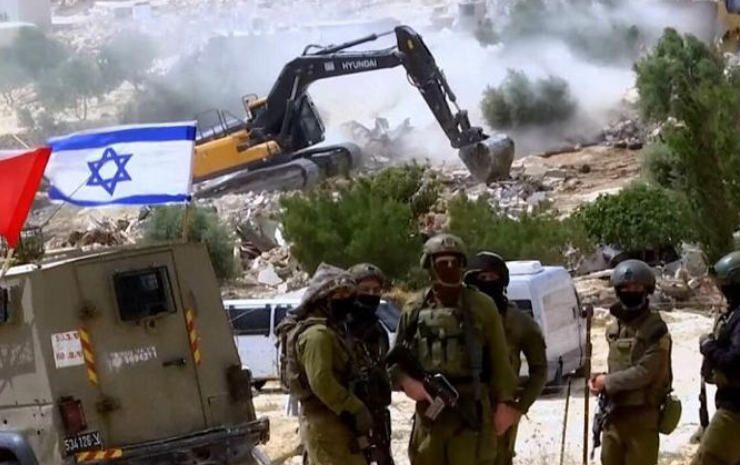 Israel demuele una aldea beduina y el mundo reacciona