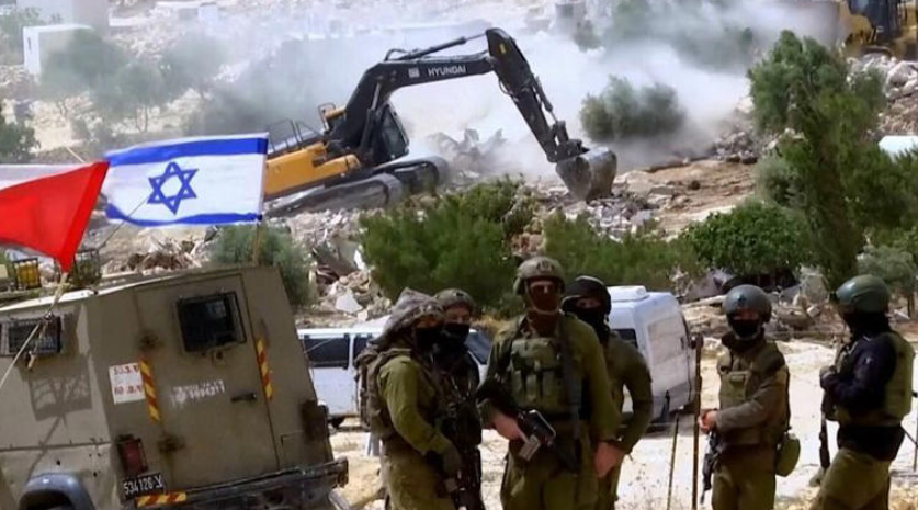 Israel demuele una aldea beduina y el mundo reacciona