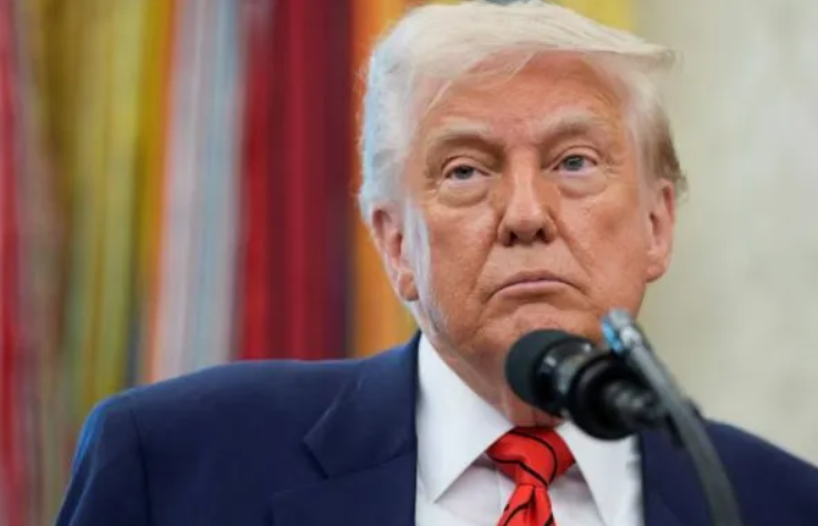 Trump da tregua a los hutíes y detiene los bombardeos contra Yemen