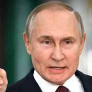 Entra en vigor la tregua de Putin. Tres días sin ataques de ningún tipo