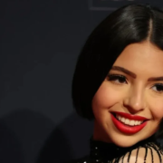 ¡Regañan a Angela Aguilar en concierto y se vuelve viral!