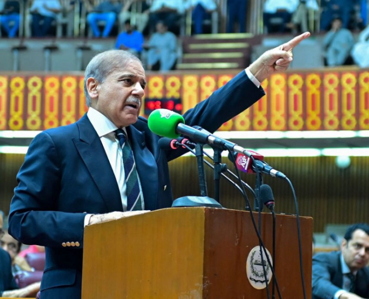 Primer ministro de Pakistán celebra victoria sobre Cachemira