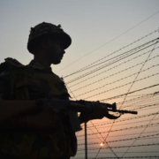 ¡India ataca nueve sitios en Pakistán! Impactante escalada militar