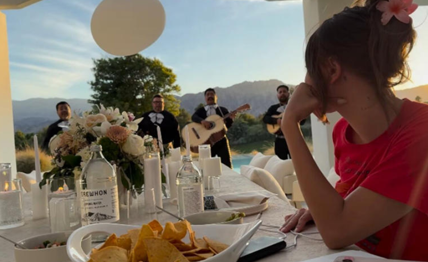 Justin Bieber celebra a Hailey por su primer día de las madres