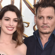 Anne Hathaway habla de Johnny Depp y cómo fue trabajar con él