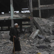 Israel bombardea un hospital en Gaza dejando varios heridos