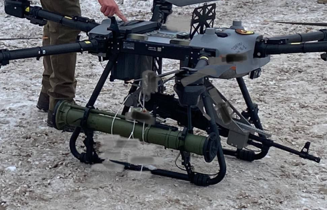 Ucrania muestra el primer ataque con un dron lanzagranadas