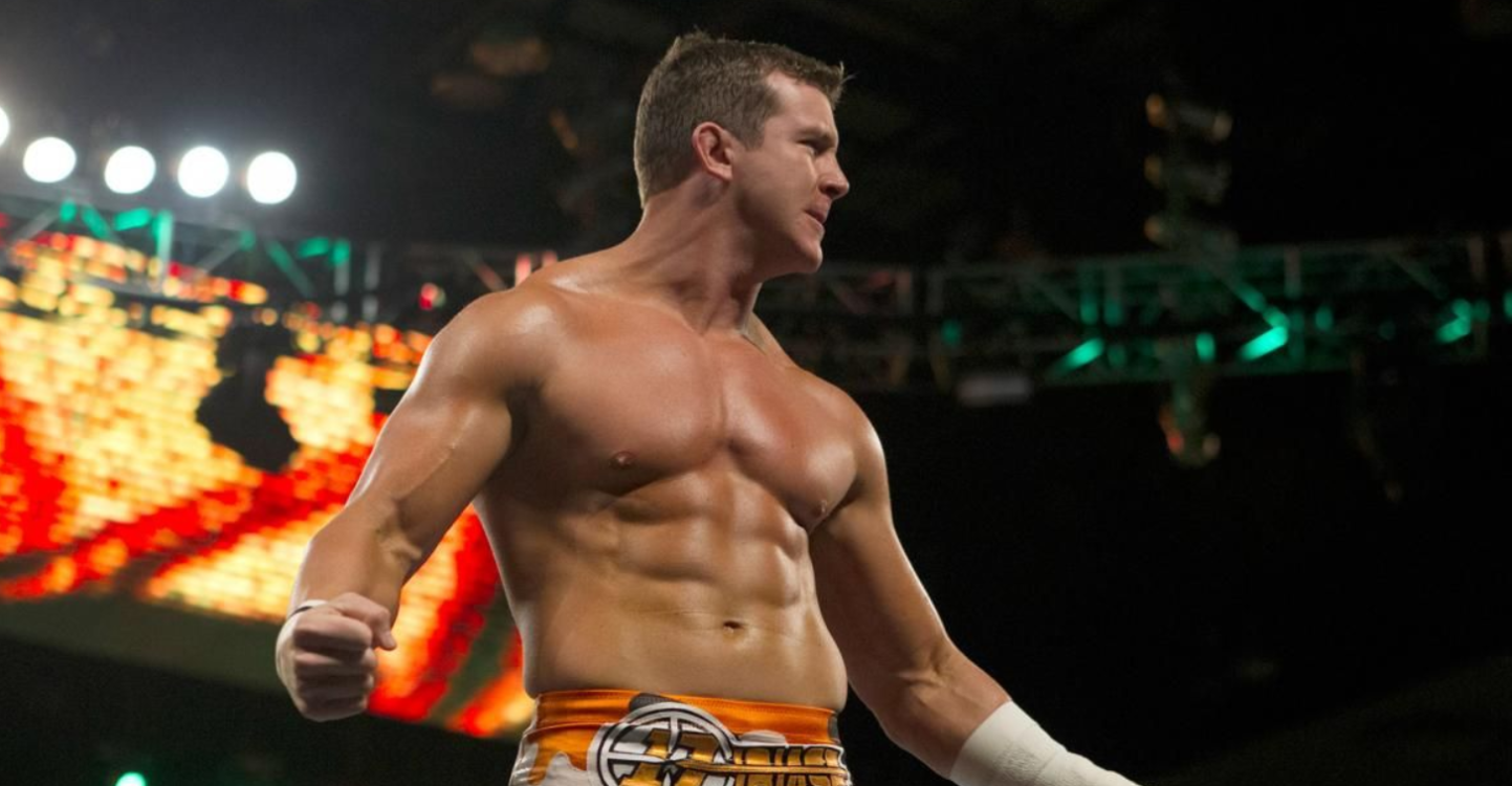 Excampeón de la WWE podría ir preso 45 años por fraude