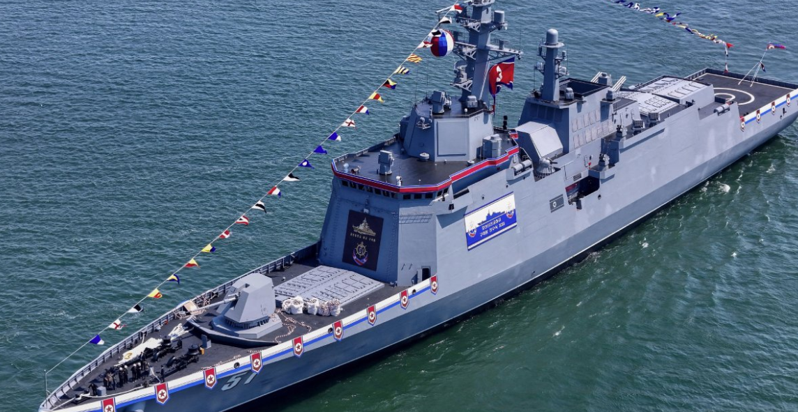 ¡Accidente Impactante! Destructor Naval Norcoreano Sufre Grave Daño en su Botadura