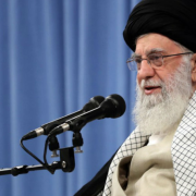 Irán advierte 'medidas especiales'. Tensión nuclear al límite