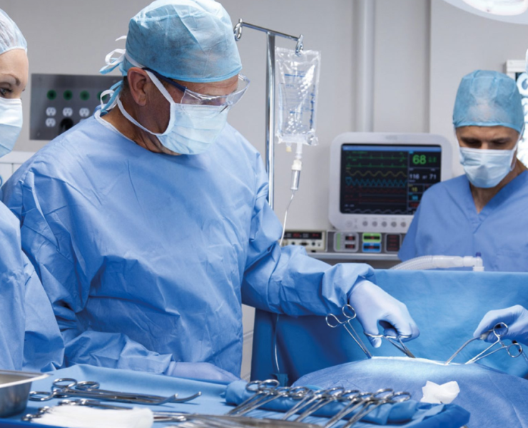 Arrestan a médico falso quien logró realizar 8 cirugías sin ningún error