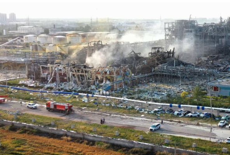 Explota una planta química en China dejando varios heridos y desaparecidos