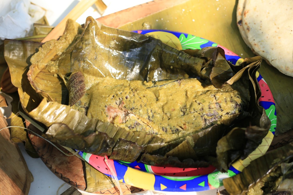Celebrando a la mojarra