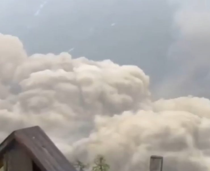 Colapso de glaciar destruye pueblo suizo