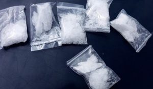 La metanfetamina o cristal, es una de las drogas, con las que se combina el Fentanilo.