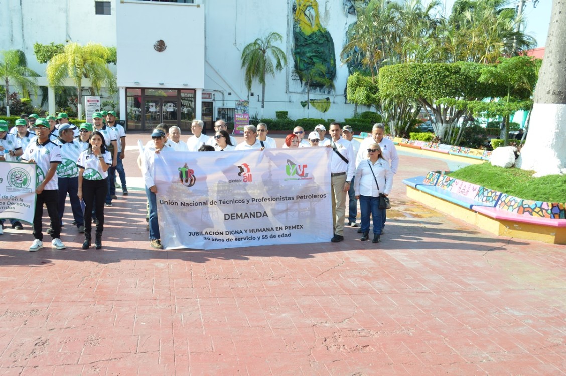 Pemex viola el artículo 123 constitucional: UNTYPP