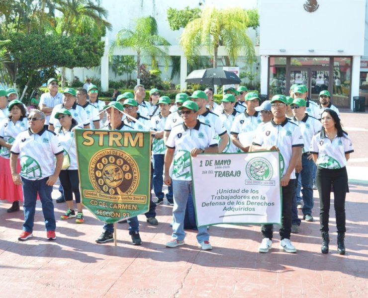 Telefonistas pugnan por jornada laboral de 40 horas a la semana