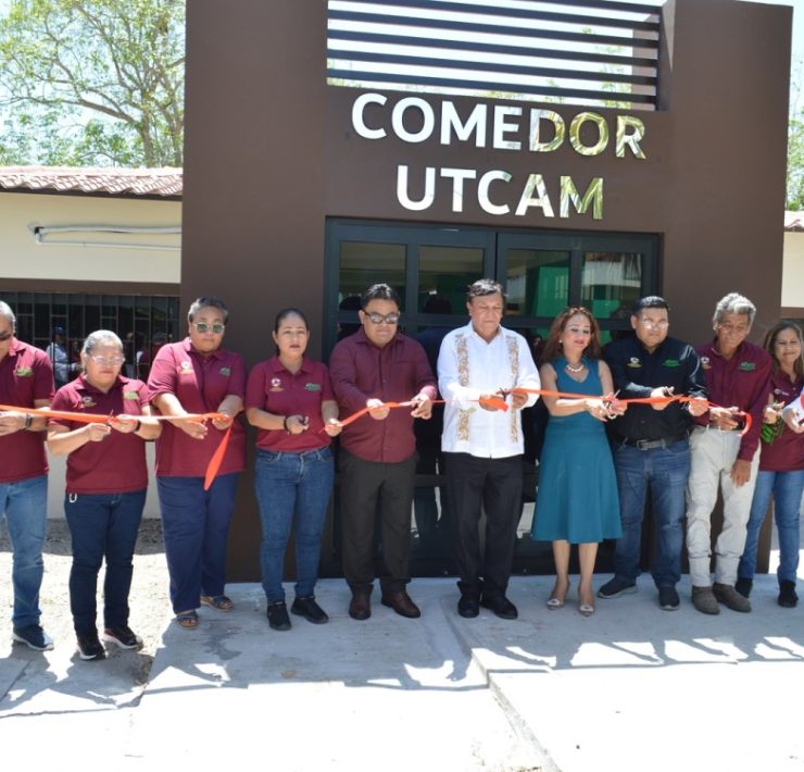 Titular de Seduc visita instalaciones de la Utcam