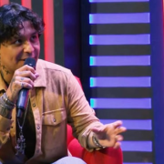 Christian Nodal revela cómo se enamoró y eso desató polémicas