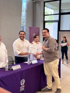 Docentes de todo el país celebran la clausura del Primer Diplomado Nacional de Ciberseguridad en la Universidad Politécnica de Yucatán, consolidando a la región como un semillero clave de talento en ciberseguridad.