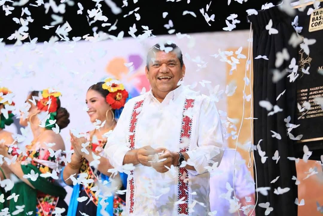 El gobernador Javier May Rodríguez