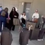 Familia de El Chapo Guzmán se entrega