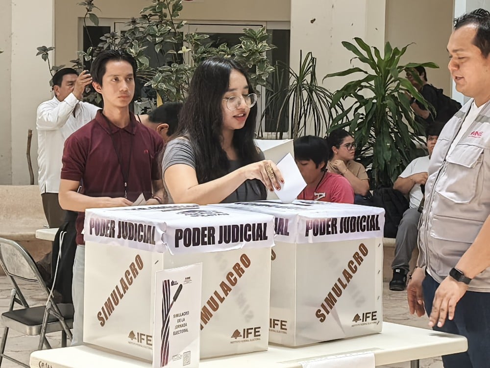 Simulacro de votación del Poder Judicial en Ciudad del Carmen