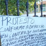 Tráfico de influencia para despojar de sus propiedades a personas vulnerables