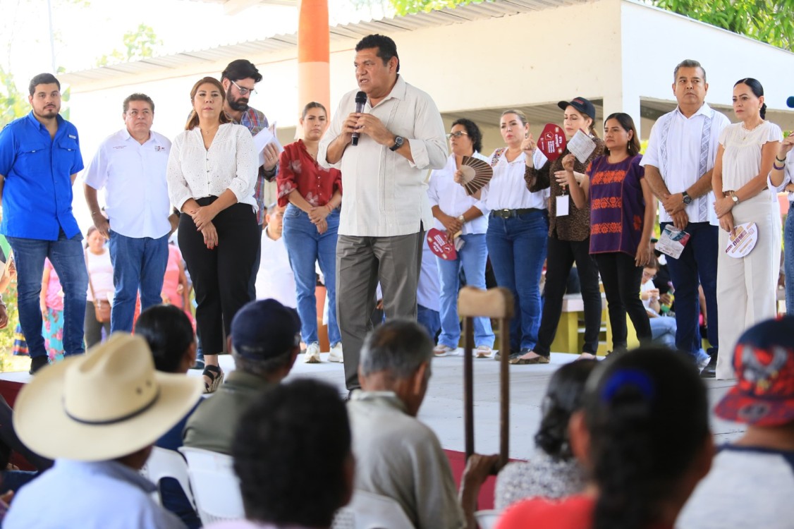 gobernador Javier May Rodríguez