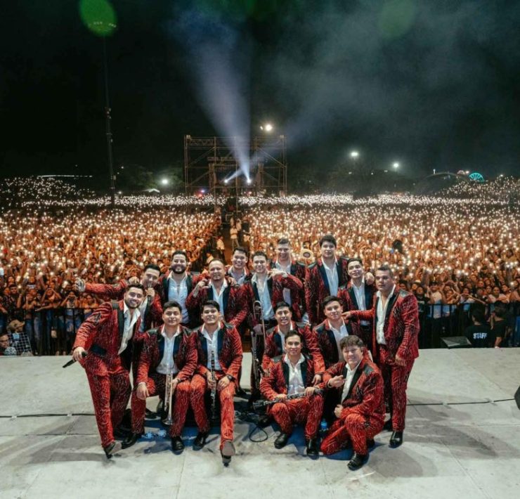 La Arrolladora Banda El Limón conquista la Feria Tabasco