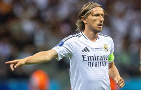 El mediocampista croata agradeció al público en una emotiva despedida que marca el fin de una era en el Real Madrid.
