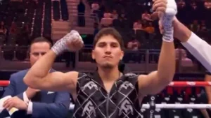 Marco Verde celebra su impresionante debut profesional con un TKO en el primer asalto ante Michel Polina. Un Desafío Sorprendente que promete grandes cosas para el medallista olímpico.