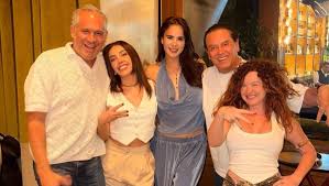 En la segunda temporada de La Casa De Los Famosos México, el team Mar, fue el popular, por los fans del reality show.