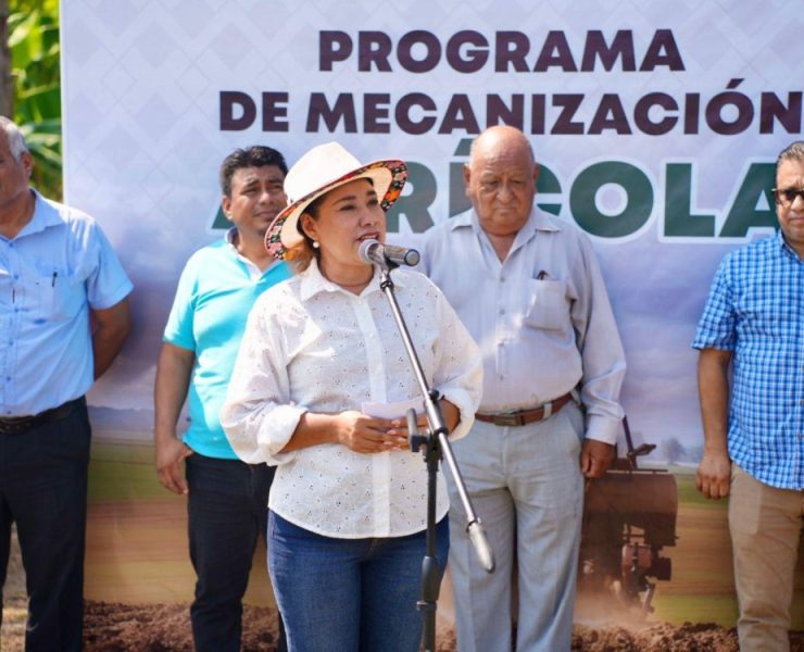 Ayuntamiento de Cunduacán impulsa el campo con programa de mecanización agrícola