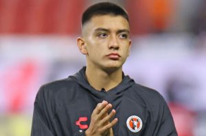 El mediocampista de los Xolos de Tijuana Gilberto Mora, también se quedó en la lista definitiva de Javier Aguirre para la Copa Oro 2025.